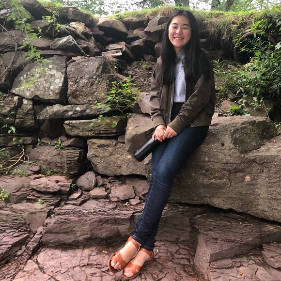 Meet your Posher, Yahan - Picture 1 of 1